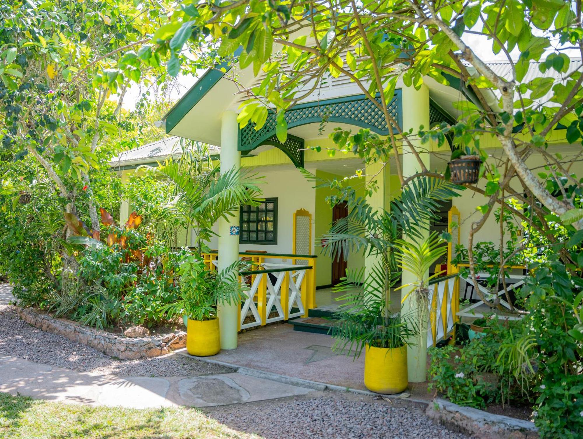 Pension Michel La Digue Exterior photo